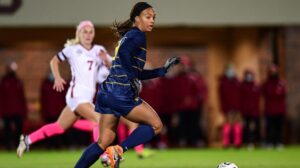 Stahl's lone goal lifts No. 6 WVU over Oklahoma 1-0